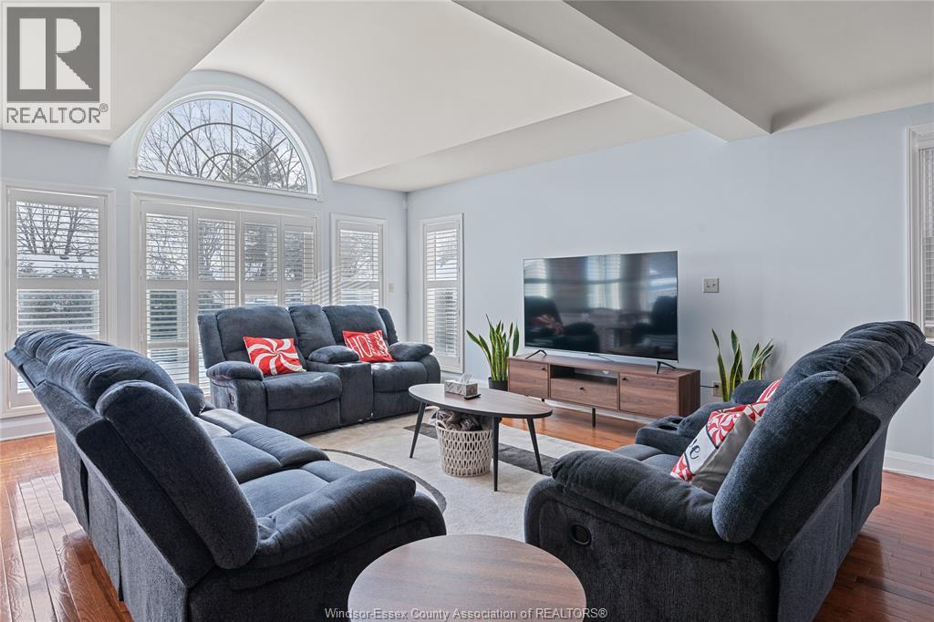 282 Rossini Unit# Upper, Windsor, Ontario  N8N 2Z1 - Photo 6 - 26021686
