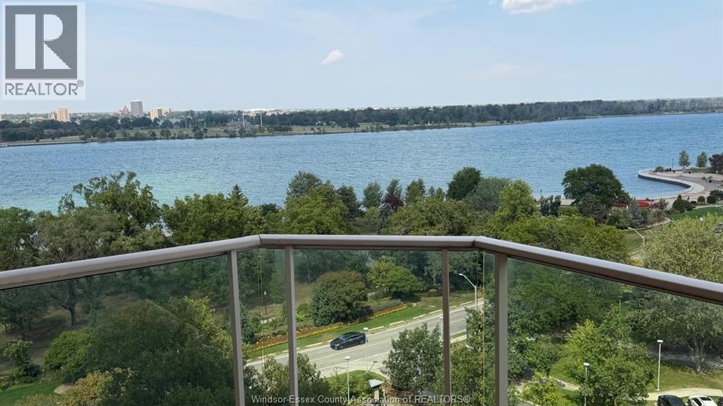 4789 Riverside Drive East Unit# 1006, Windsor, Ontario  N8Y 5A2 - Photo 3 - 26021690