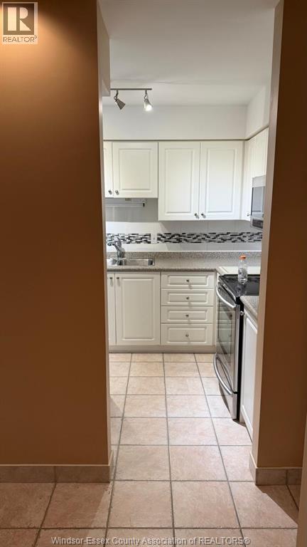 4789 Riverside Drive East Unit# 1006, Windsor, Ontario  N8Y 5A2 - Photo 8 - 26021690