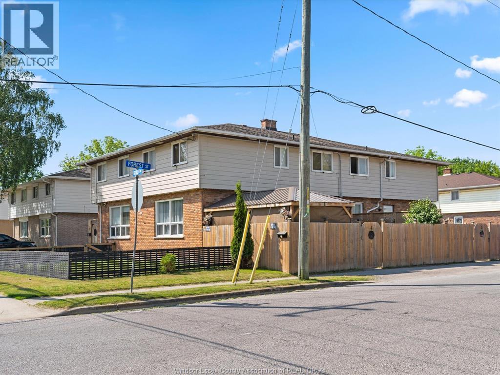 22 TAYLOR AVENUE, Chatham, Ontario