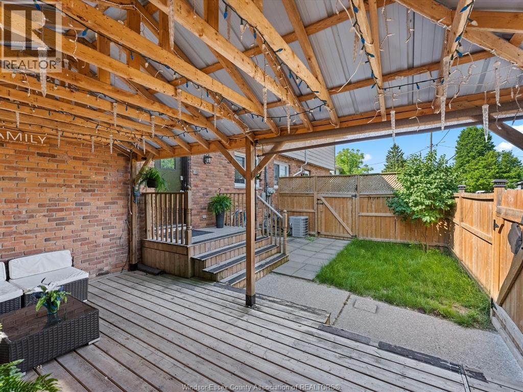 22 Taylor Avenue, Chatham, Ontario  N7L 2T5 - Photo 42 - 26021658