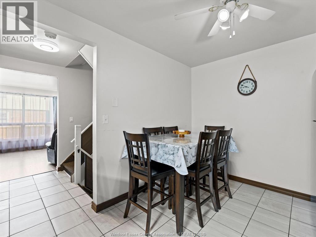 22 Taylor Avenue, Chatham, Ontario  N7L 2T5 - Photo 8 - 26021658