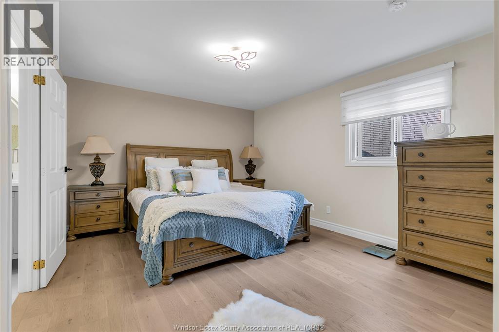 2854 Mangin Crescent, Windsor, Ontario  N9E 4K7 - Photo 15 - 26021700