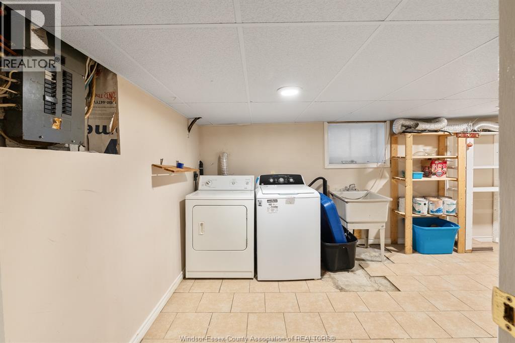 2284 Fraser Avenue, Windsor, Ontario  N8X 3Z7 - Photo 34 - 26021462