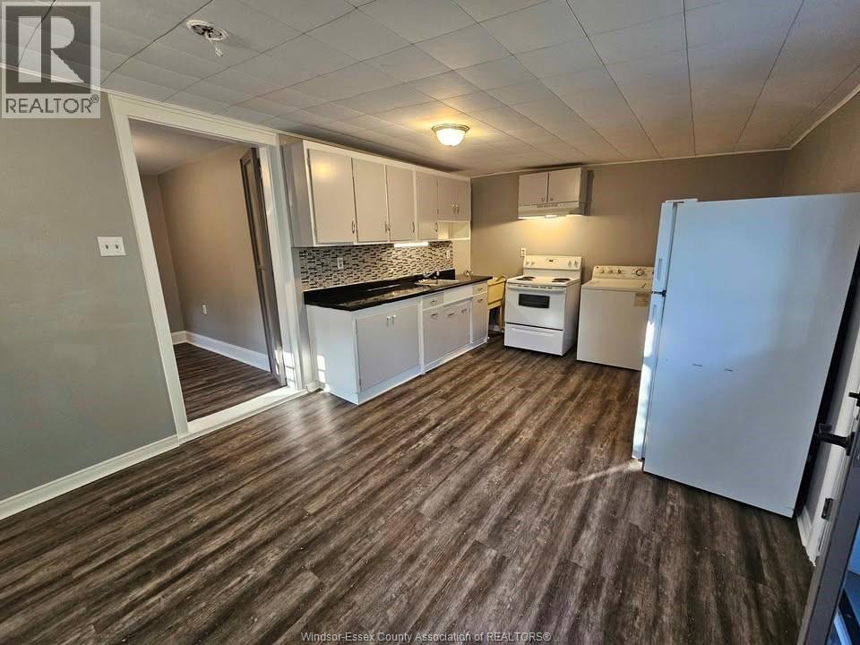4275 Wyandotte East Unit# 2, Windsor, Ontario  N8Y 1G8 - Photo 3 - 26021718