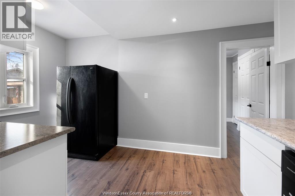 1479 Lillian Avenue, Windsor, Ontario  N8X 4A7 - Photo 8 - 26021118