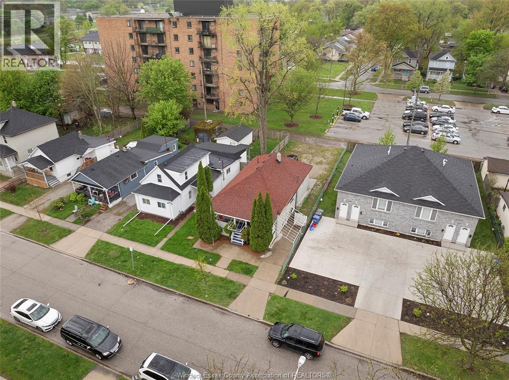 609 St. Joseph, Windsor, Ontario  N9C 3H3 - Photo 1 - 26021685