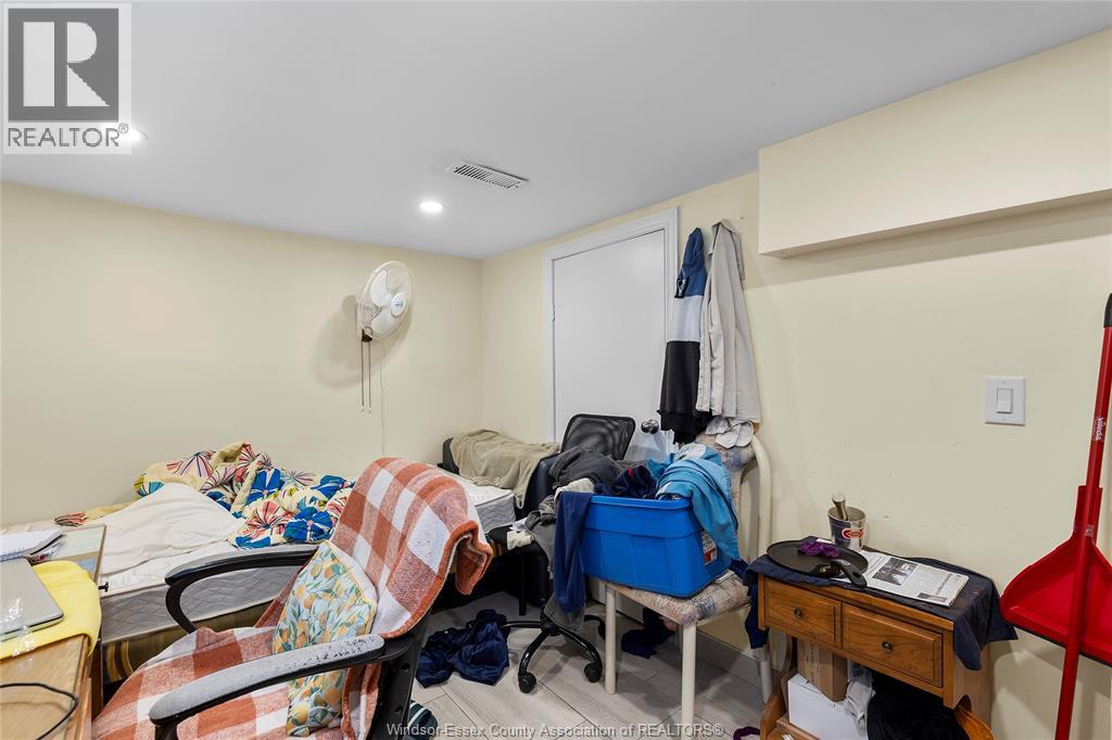 609 St. Joseph, Windsor, Ontario  N9C 3H3 - Photo 28 - 26021685
