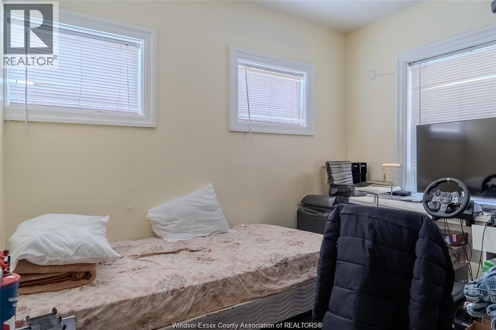 609 St. Joseph, Windsor, Ontario  N9C 3H3 - Photo 6 - 26021685