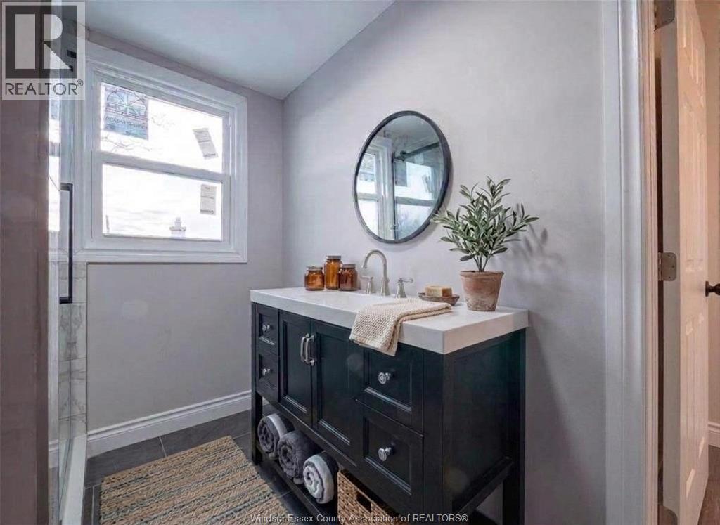 1165 Elm Avenue, Windsor, Ontario  N9A 5J1 - Photo 11 - 26021537