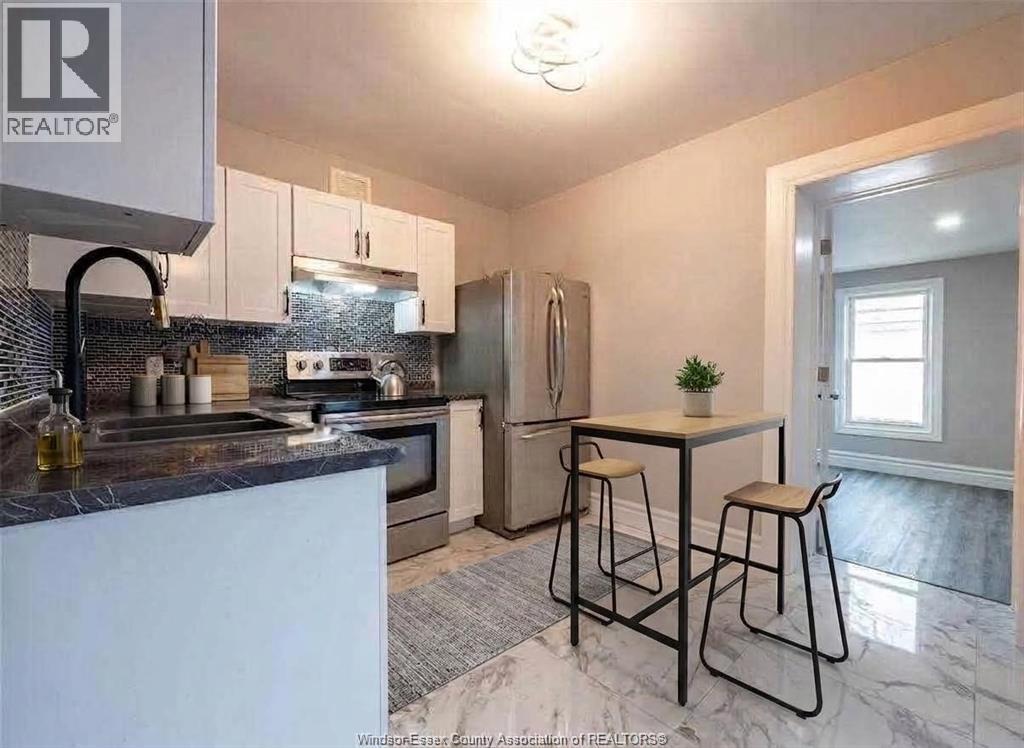 1165 Elm Avenue, Windsor, Ontario  N9A 5J1 - Photo 3 - 26021537