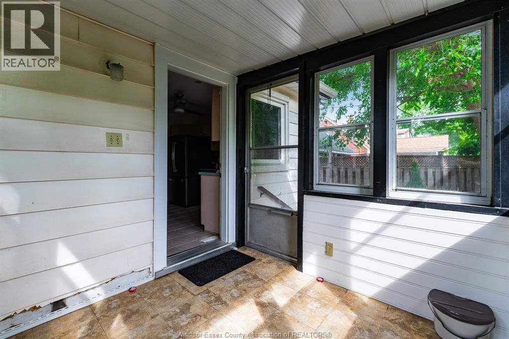 870 St. Louis, Windsor, Ontario  N8S 2K5 - Photo 14 - 26021547