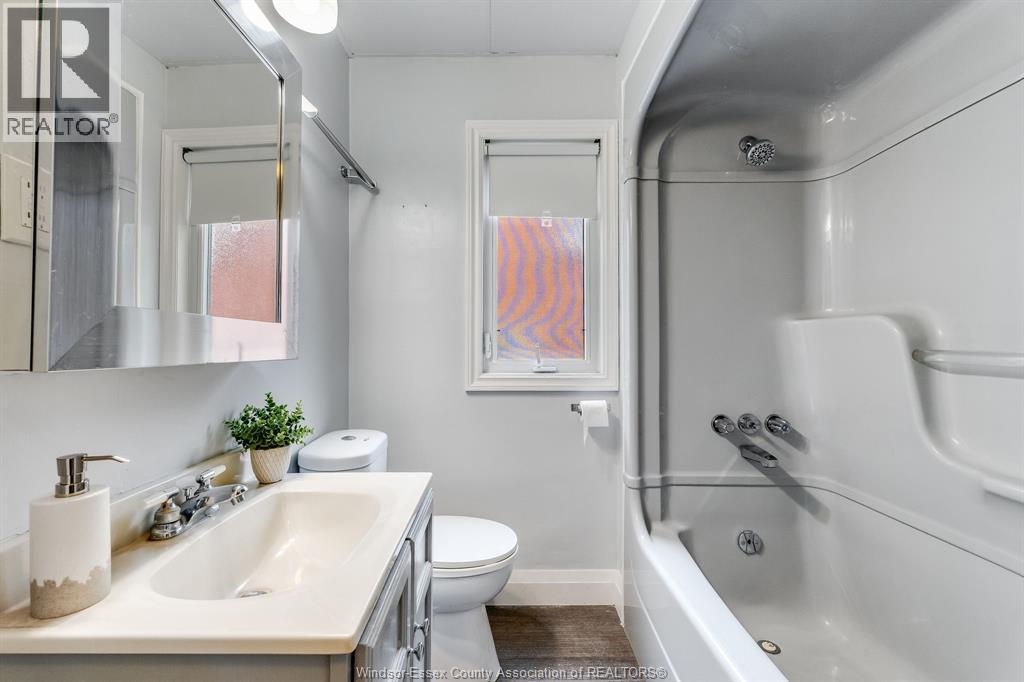 870 St. Louis, Windsor, Ontario  N8S 2K5 - Photo 17 - 26021547