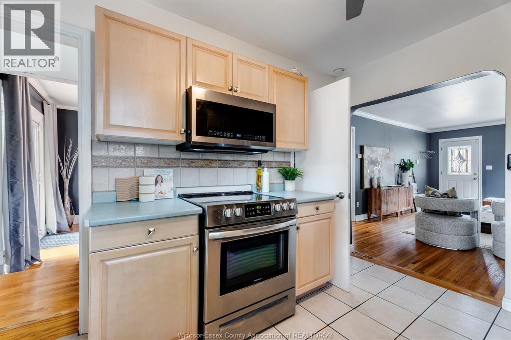 870 St. Louis, Windsor, Ontario  N8S 2K5 - Photo 7 - 26021547