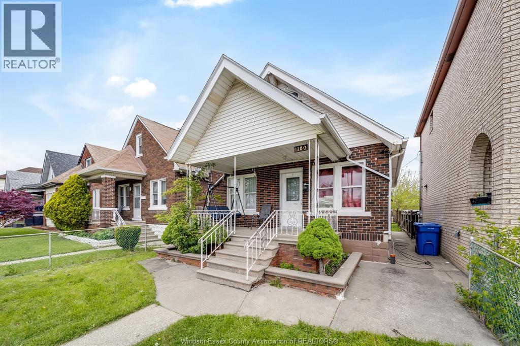 1180 LANGLOIS AVENUE, Windsor, Ontario