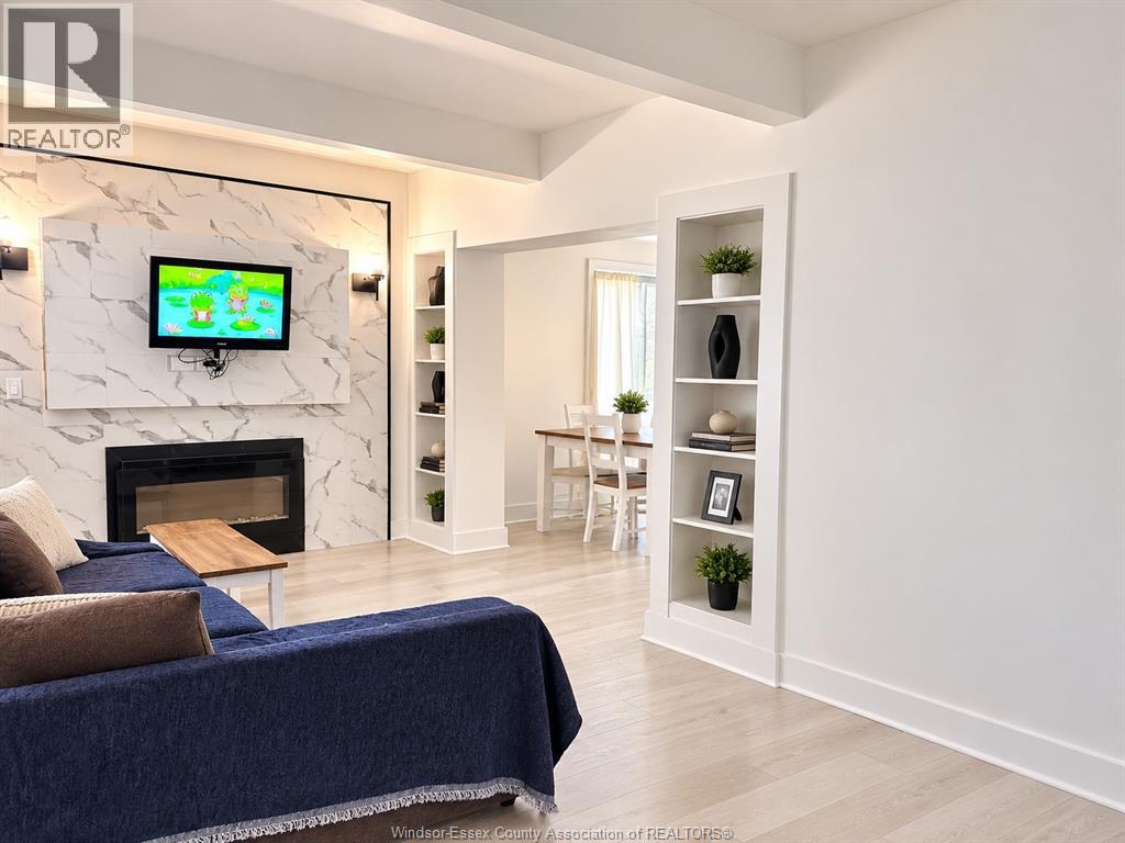 1412 Lincoln Unit# Upper, Windsor, Ontario  N8Y 2J1 - Photo 3 - 26021780