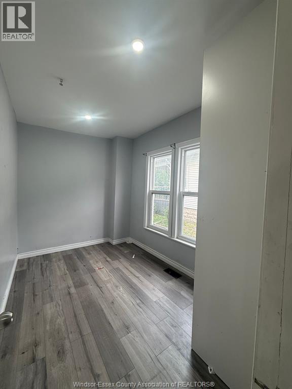 688 Campbell, Windsor, Ontario  N9B 2H7 - Photo 6 - 26021775