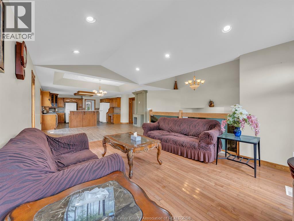 43 Sandy Lake Drive, Leamington, Ontario  N8H 5K4 - Photo 21 - 26021804