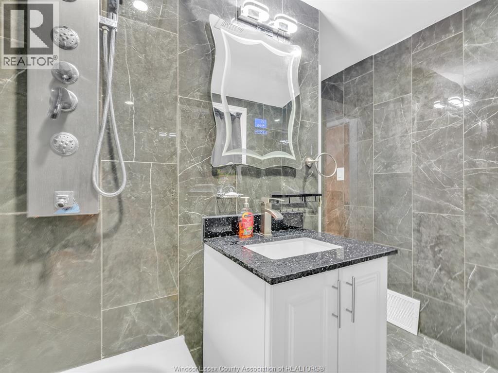 7640 Wyandotte Street East, Windsor, Ontario  N8S 1S5 - Photo 21 - 26021801