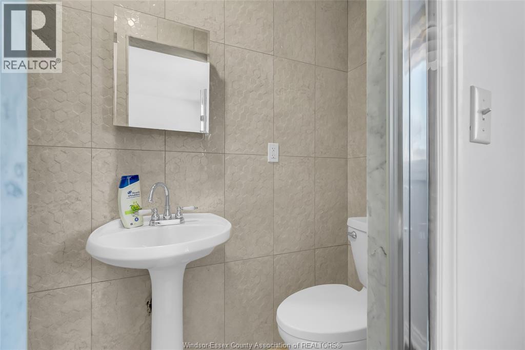 3852 Concord Court, Windsor, Ontario  N9G 3B3 - Photo 19 - 26021759