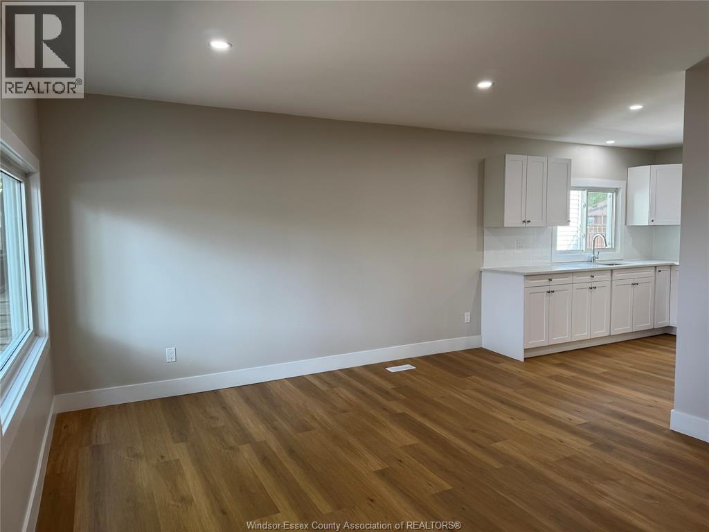 1462 Labadie, Windsor, Ontario  N8Y 4H1 - Photo 2 - 26021728