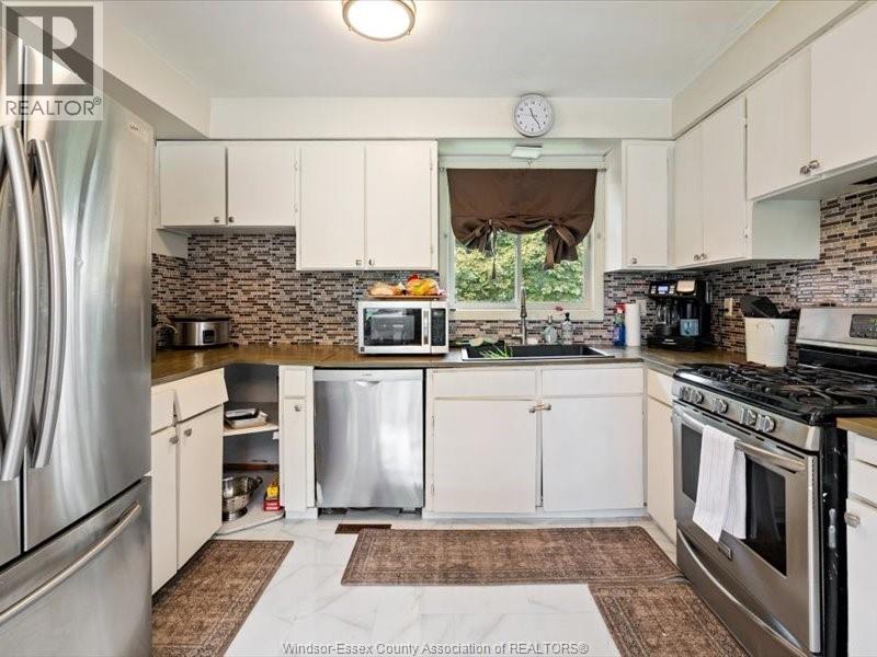 636 Cabana, Windsor, Ontario  N9G 1A4 - Photo 10 - 26021813