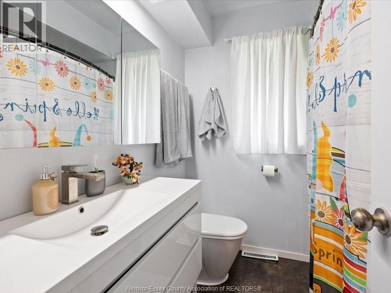 636 Cabana, Windsor, Ontario  N9G 1A4 - Photo 16 - 26021813