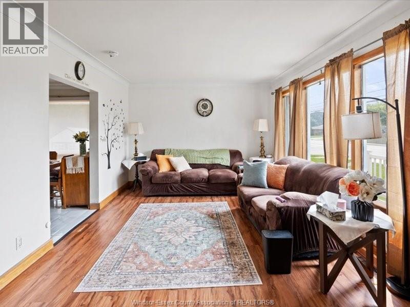 636 Cabana, Windsor, Ontario  N9G 1A4 - Photo 4 - 26021813
