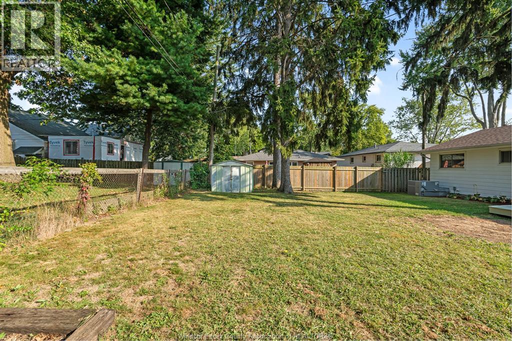 1 Longfield Lane, Leamington, Ontario  N8H 2R8 - Photo 27 - 26021816