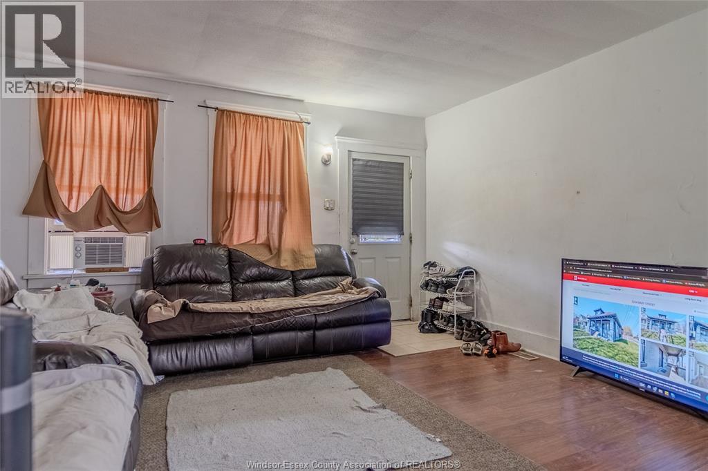 344-46 Elm Avenue, Windsor, Ontario  N9A 5H1 - Photo 21 - 26021852