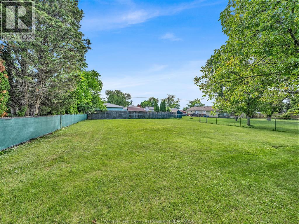 2528 Jos St Louis, Windsor, Ontario  N8T 2M5 - Photo 24 - 26021870