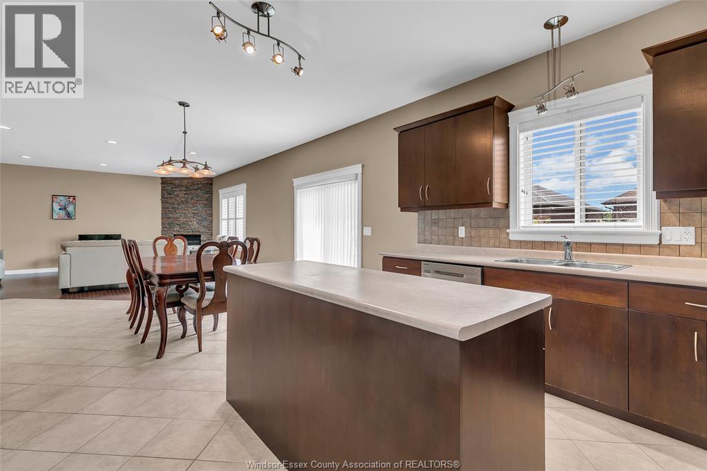 2259 St Patrick's Avenue, Windsor, Ontario  N9B 3Y4 - Photo 13 - 26021893