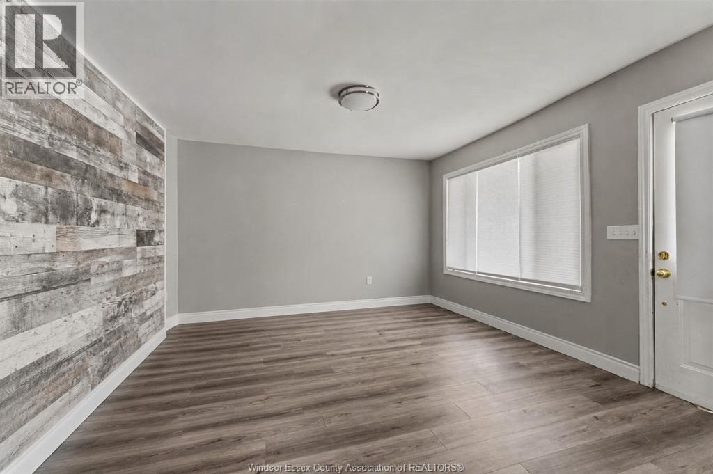 549 Clover, Windsor, Ontario  N8P 1C5 - Photo 3 - 26021916