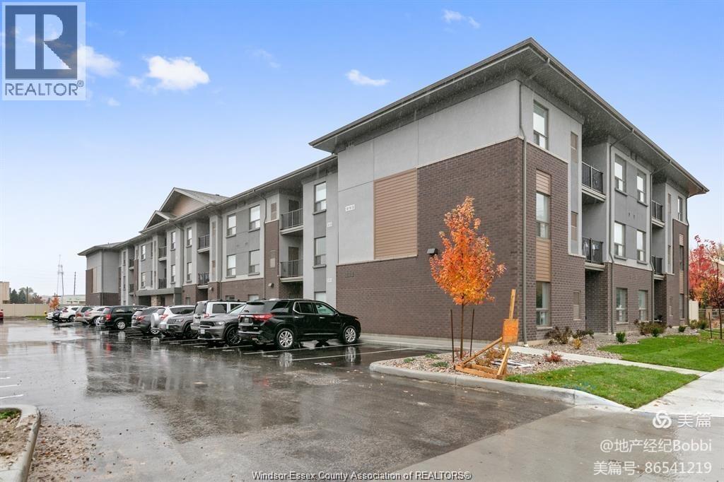 5840 NEWMAN Unit# 208, LaSalle, Ontario