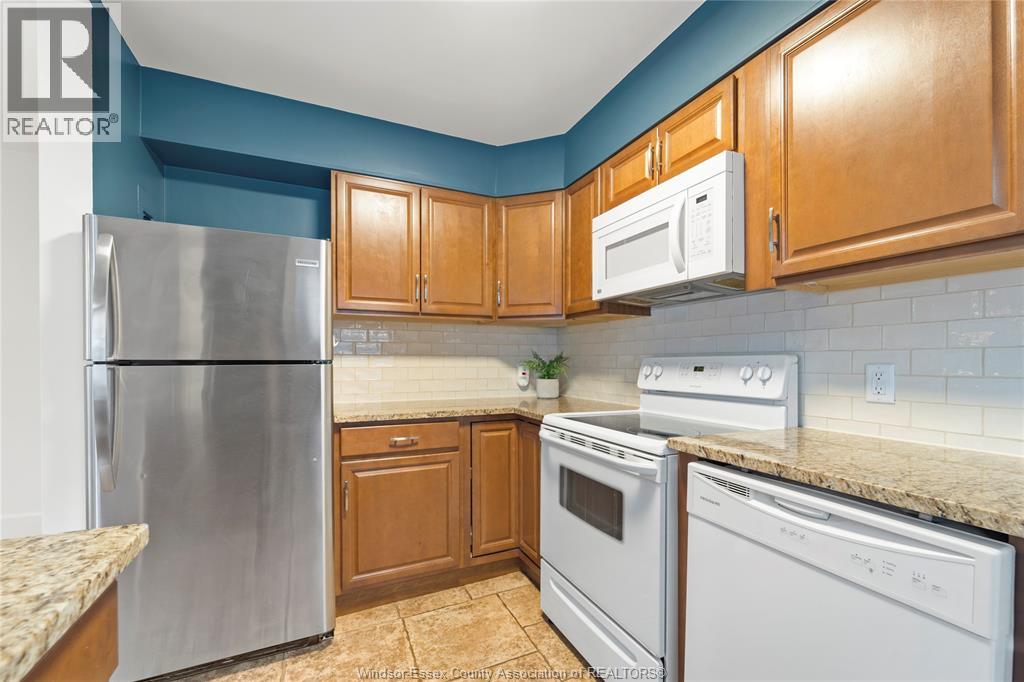 269 Randolph Unit# 2, Windsor, Ontario  N9B 2T2 - Photo 9 - 26021914