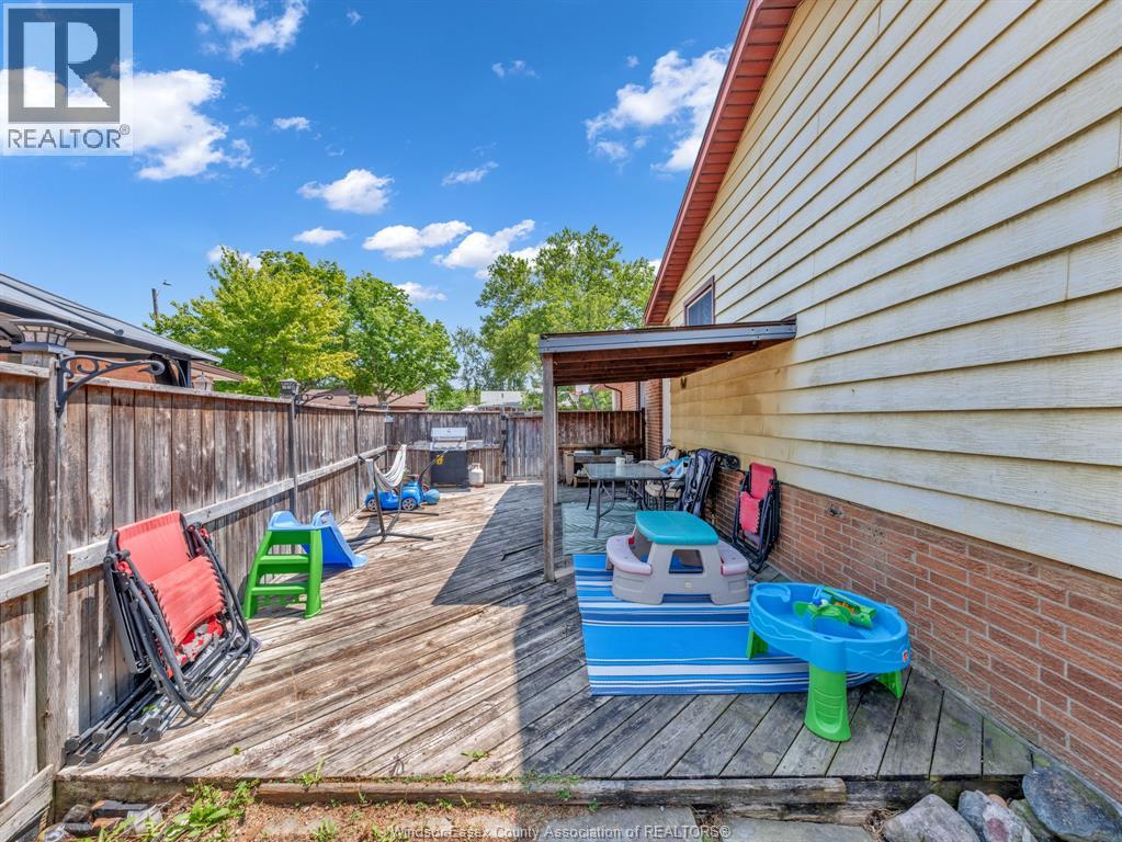 3149 Elmwood Crescent, Windsor, Ontario  N8R 1X5 - Photo 29 - 26021921