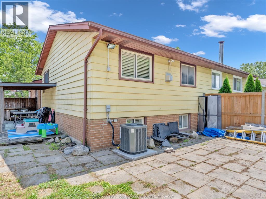 3149 Elmwood Crescent, Windsor, Ontario  N8R 1X5 - Photo 31 - 26021921