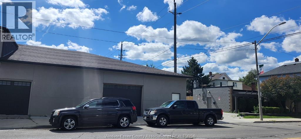 1573 Erie Street East, Windsor, Ontario  N9A 4A3 - Photo 3 - 26021900