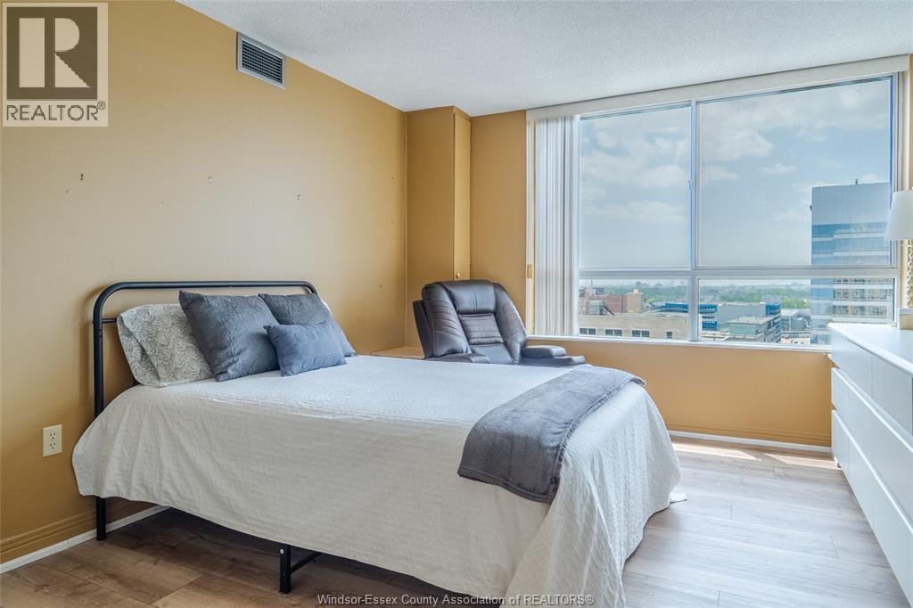 75 Riverside Drive East Unit# 1609, Windsor, Ontario  N9A 7C4 - Photo 16 - 26021933