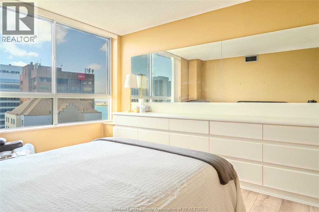 75 Riverside Drive East Unit# 1609, Windsor, Ontario  N9A 7C4 - Photo 18 - 26021933