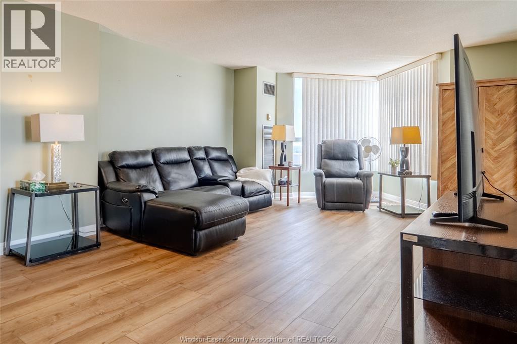 75 Riverside Drive East Unit# 1609, Windsor, Ontario  N9A 7C4 - Photo 5 - 26021933