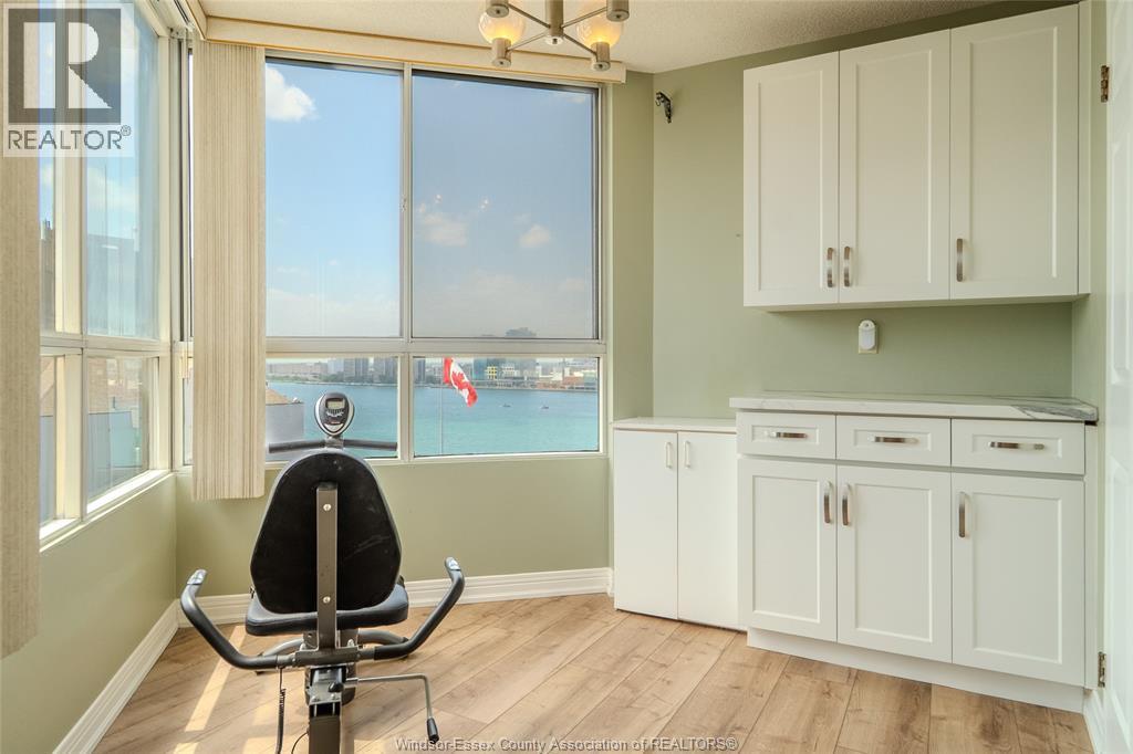 75 Riverside Drive East Unit# 1609, Windsor, Ontario  N9A 7C4 - Photo 8 - 26021933