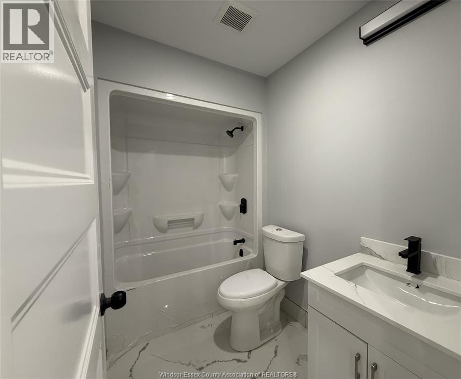 1904 Buckingham Drive Unit# 2, Windsor, Ontario  N8T 2B1 - Photo 7 - 26021958