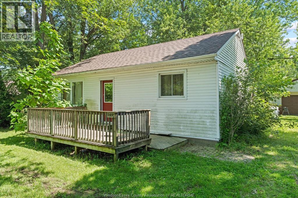 3555 County Rd 42, Windsor, Ontario  N9A 6J3 - Photo 17 - 26021649
