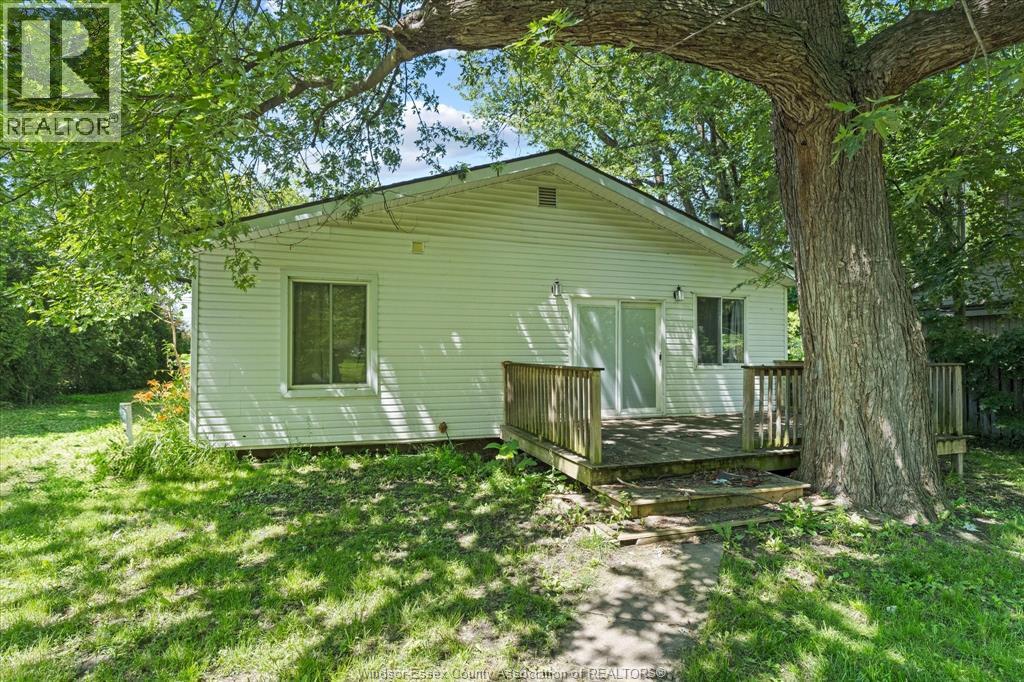 3555 County Rd 42, Windsor, Ontario  N9A 6J3 - Photo 18 - 26021649