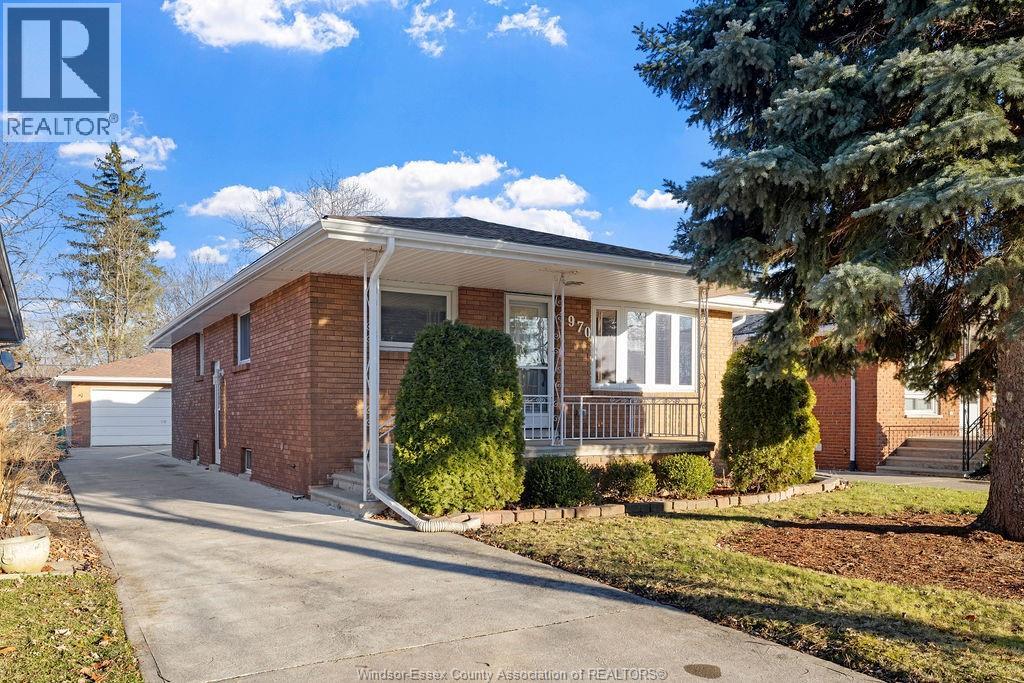 1970 FERNDALE AVENUE, Windsor, Ontario