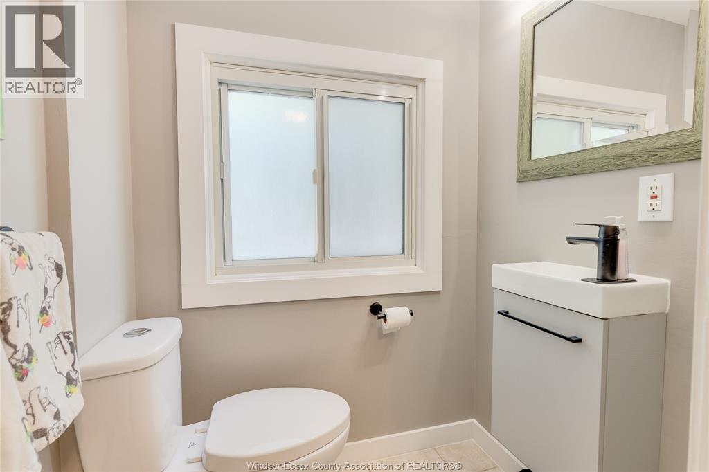 3035 Radisson Avenue, Windsor, Ontario  N9E 1Y4 - Photo 28 - 26021957