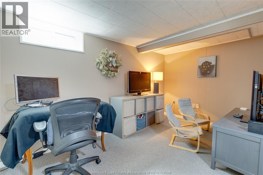 3035 Radisson Avenue, Windsor, Ontario  N9E 1Y4 - Photo 35 - 26021957