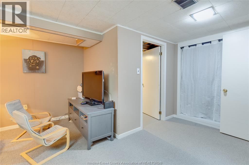 3035 Radisson Avenue, Windsor, Ontario  N9E 1Y4 - Photo 36 - 26021957