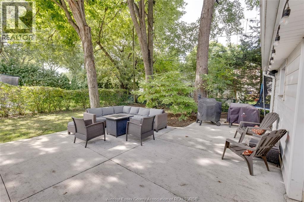 3035 Radisson Avenue, Windsor, Ontario  N9E 1Y4 - Photo 43 - 26021957